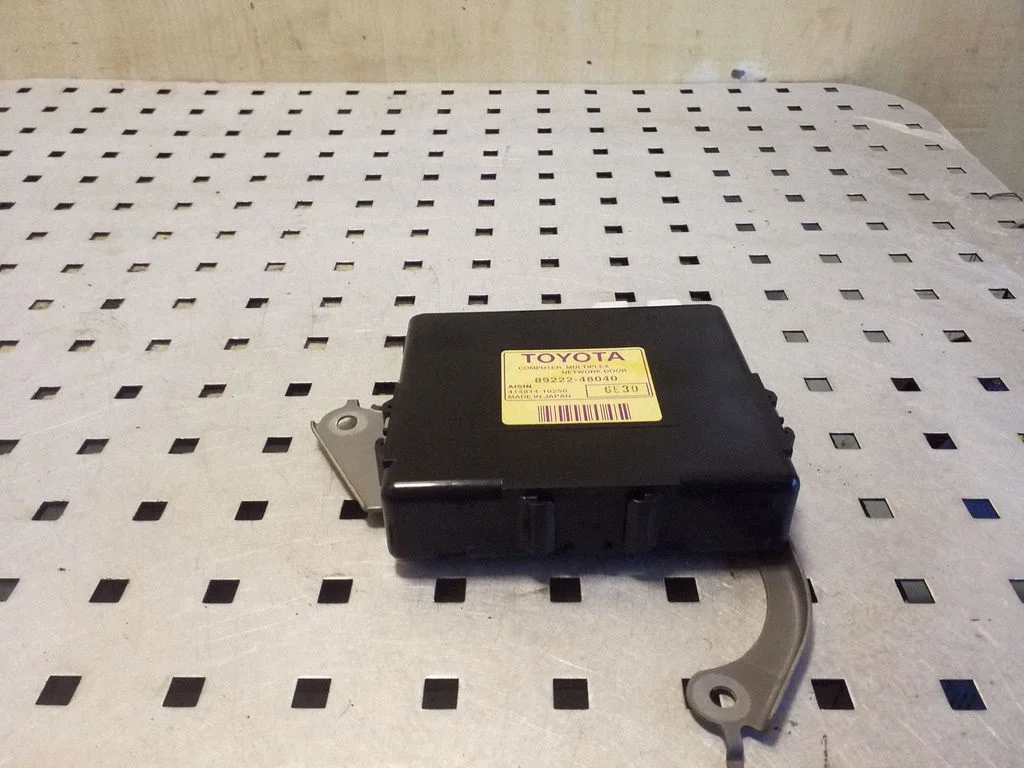 Durvju elektronikas vadības bloks 8922248040