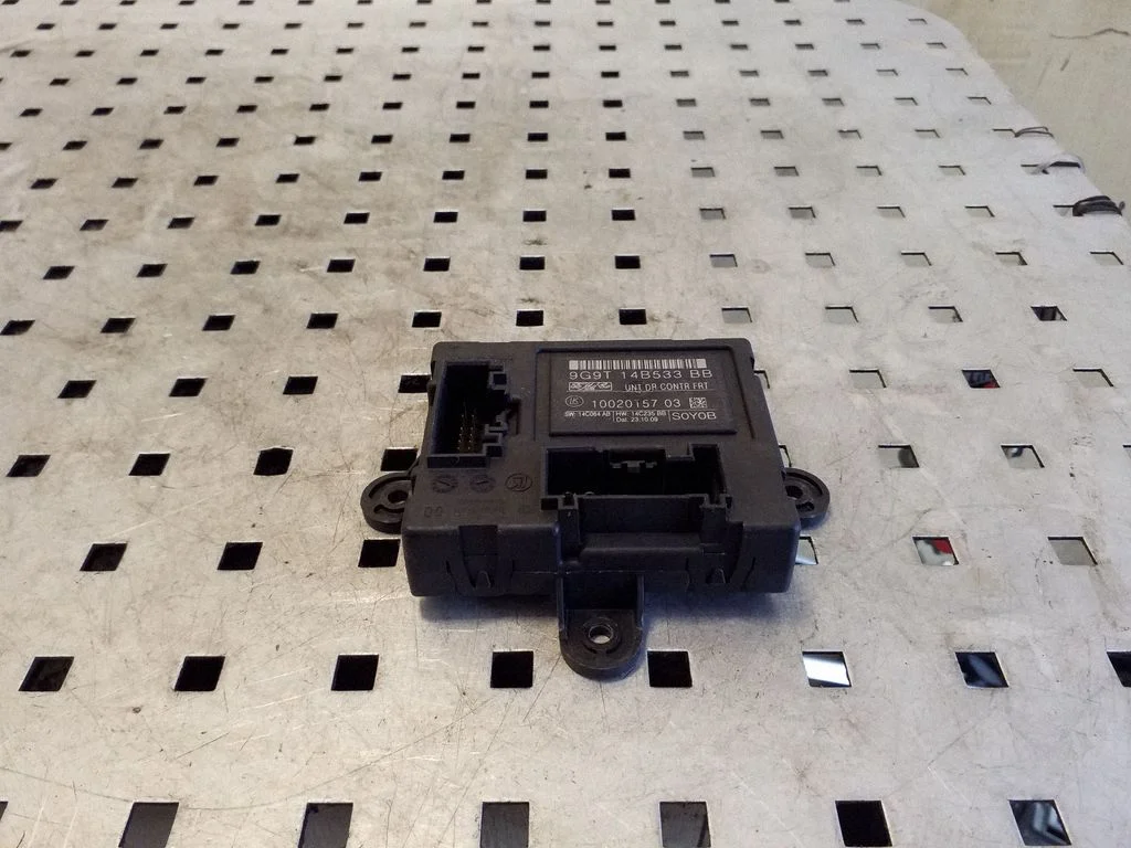 Durų elektronikos valdymo blokas