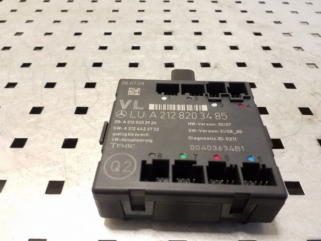 Durvju elektronikas vadības bloks – Mercedes-Benz E klase W212 (2009-2016)