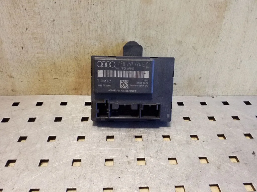 Door control unit/module 4F0959794E