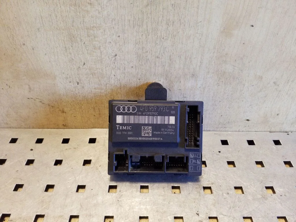 Door control unit/module – Audi A6 Allroad C6 (2006-2011)