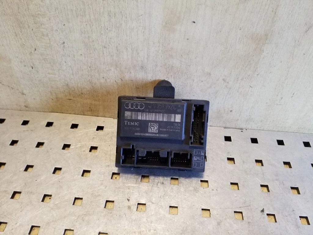 Door control unit/module – Audi A6 Allroad C6 (2006-2011)
