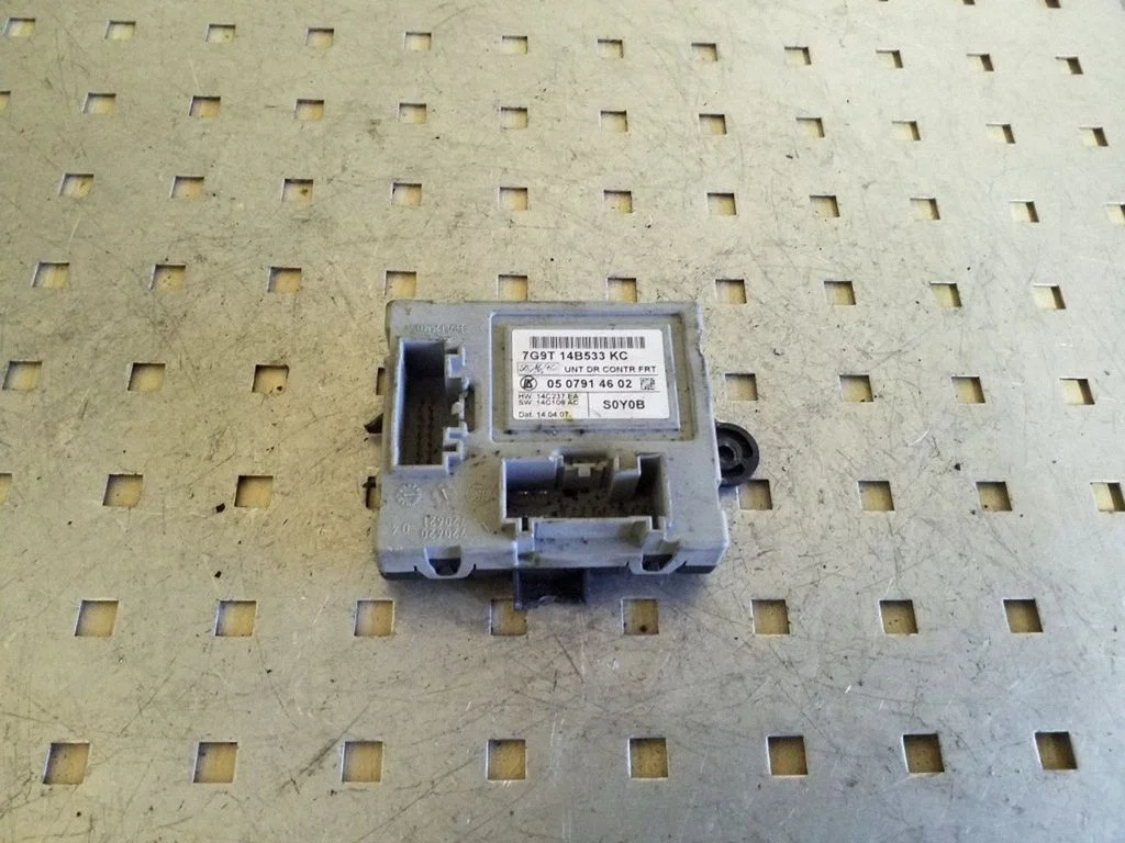 Durvju elektronikas vadības bloks – Volvo S80 (2007-2013)