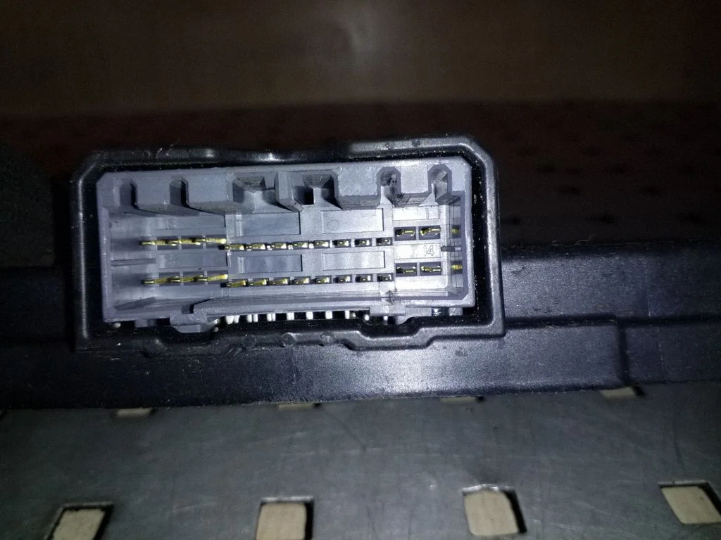Gearbox control unit/module – Hyundai Santa Fe (2006-2012)