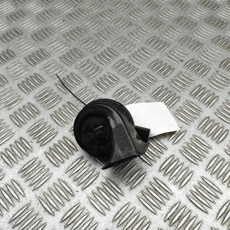 Horn signal – Audi A5 (2016-2024)