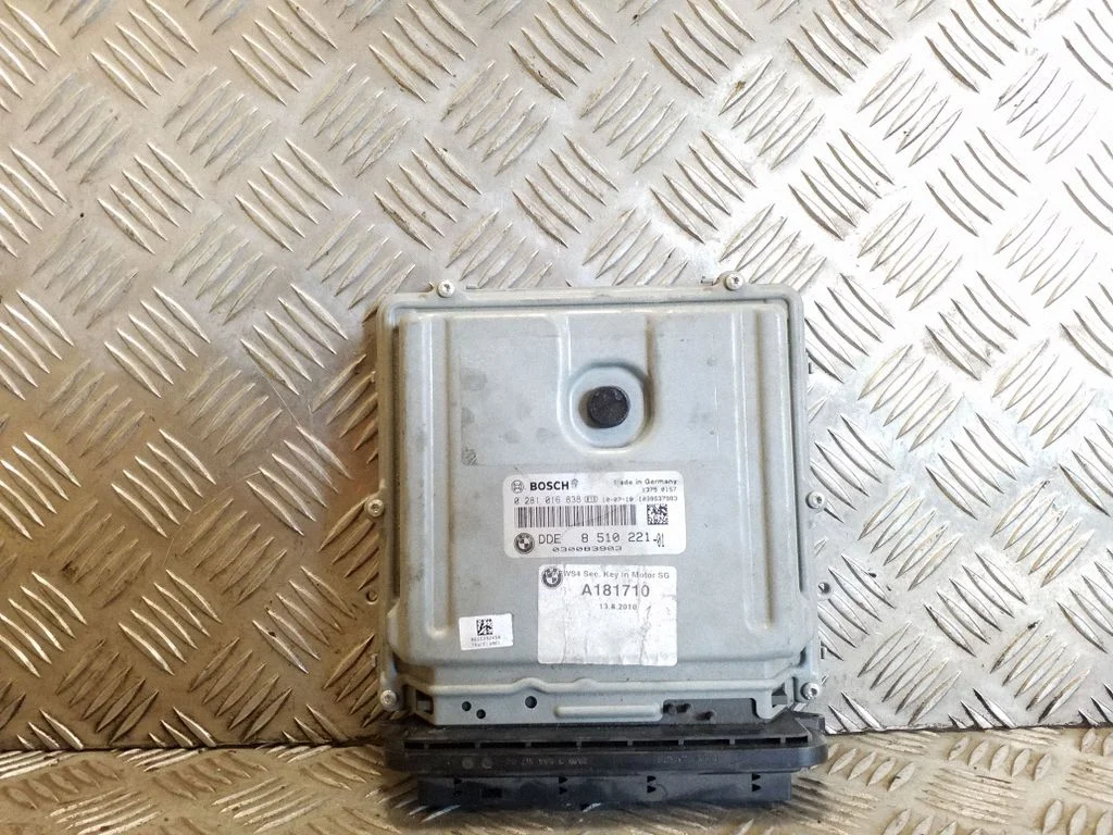 Dzinēja vadības bloks – BMW 3. sērija E90 E91 (2005-2012)