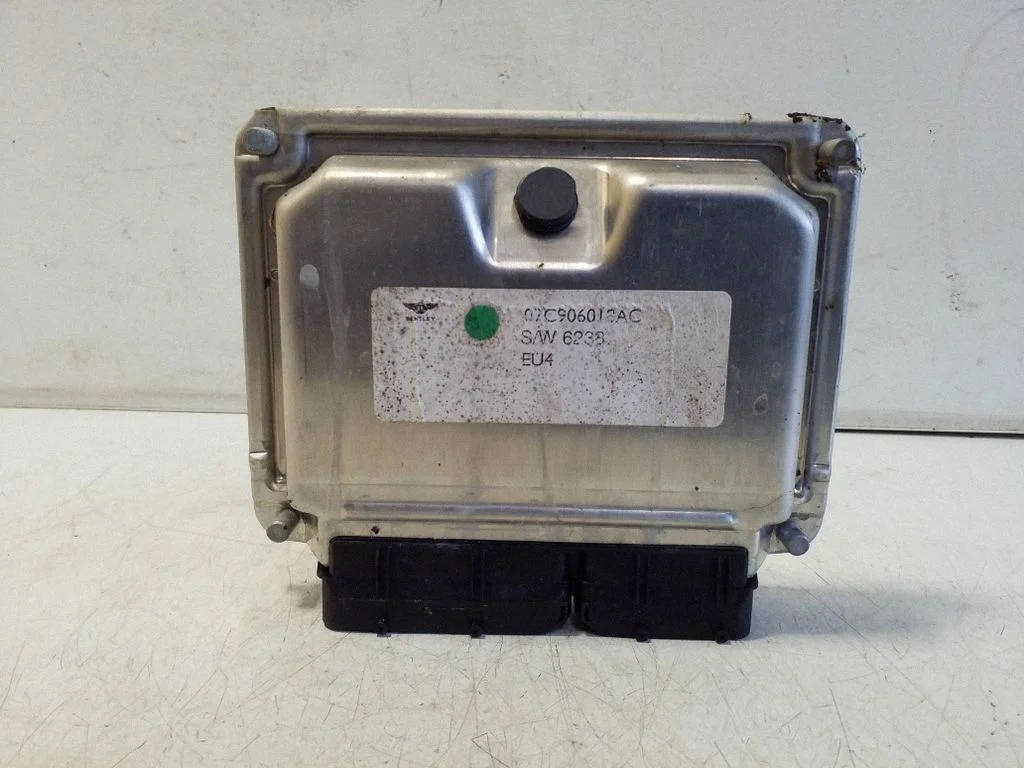 Dzinēja vadības bloks – Bentley Continental (2003-2017)