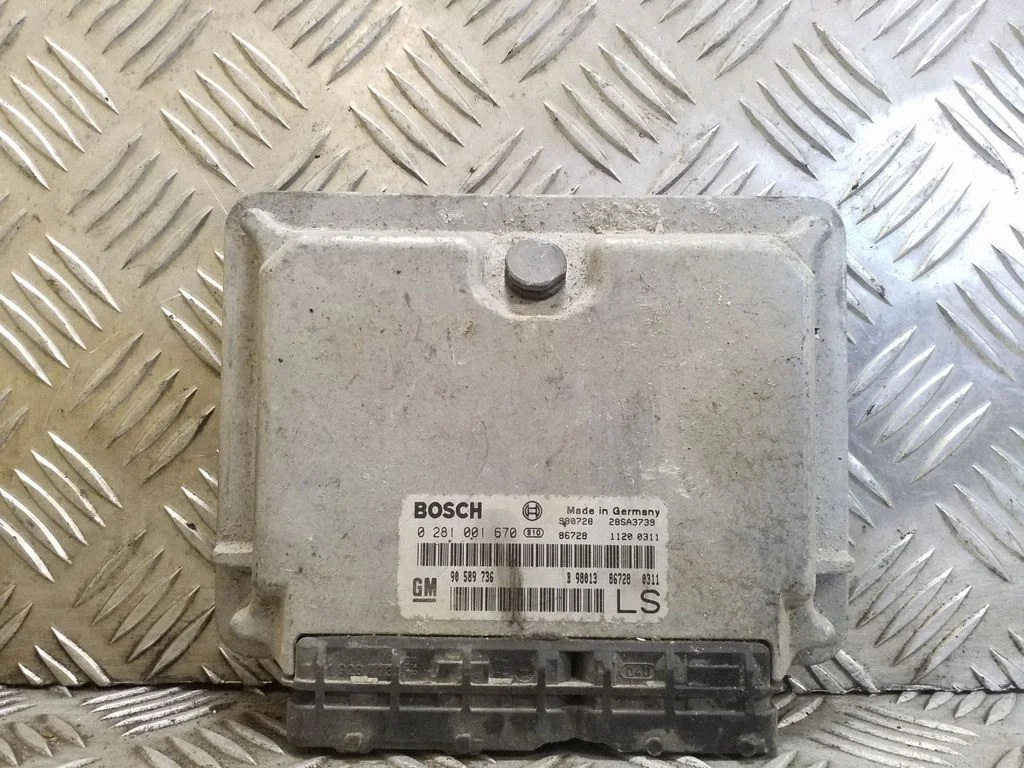Dzinēja vadības bloks 0281001670