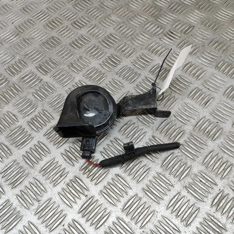 Horn signal – Audi A6 S6 C7 4G (2011-2018)