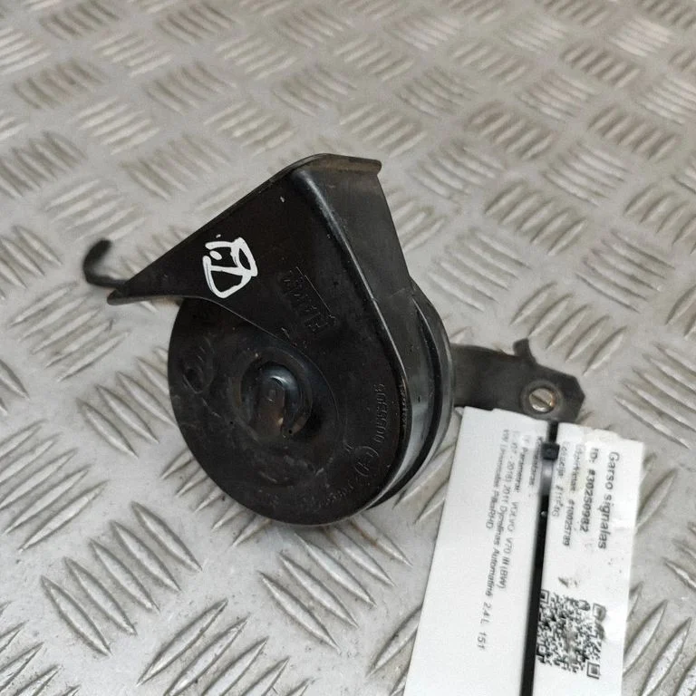 Horn signal – Volvo V70 (2008-2013)