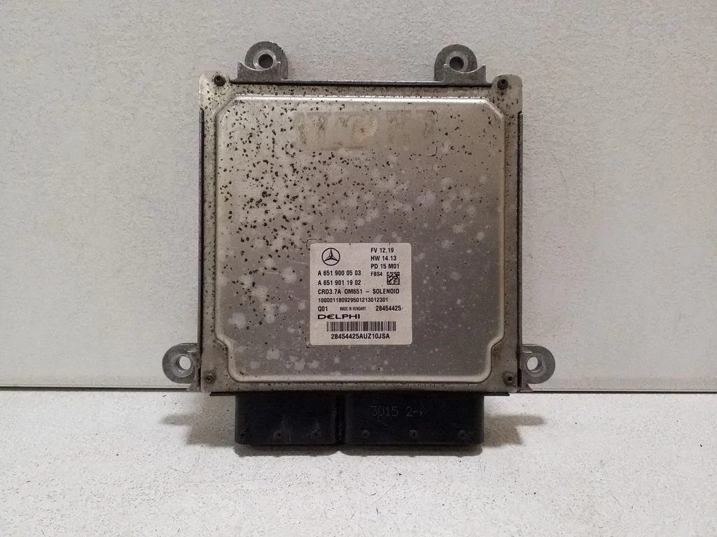 Engine control unit/module A6519000503