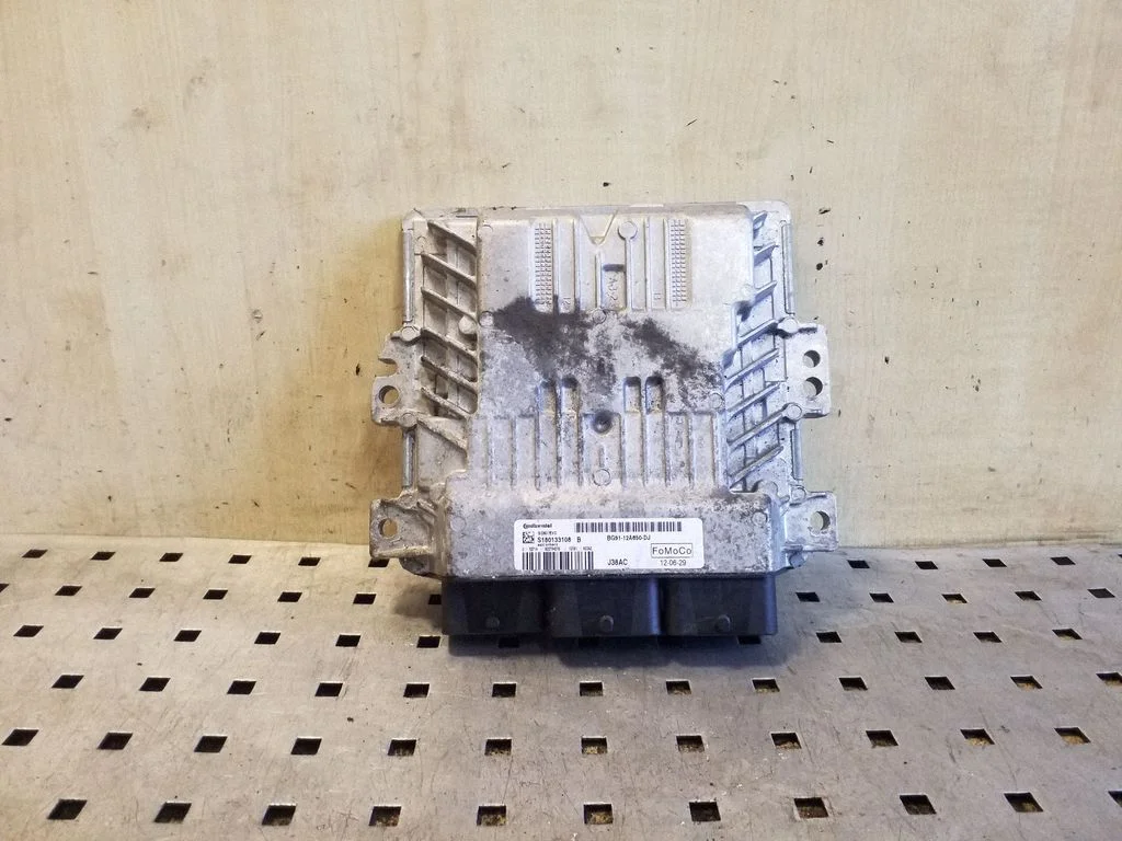 Dzinēja vadības bloks BG9112A650DJ