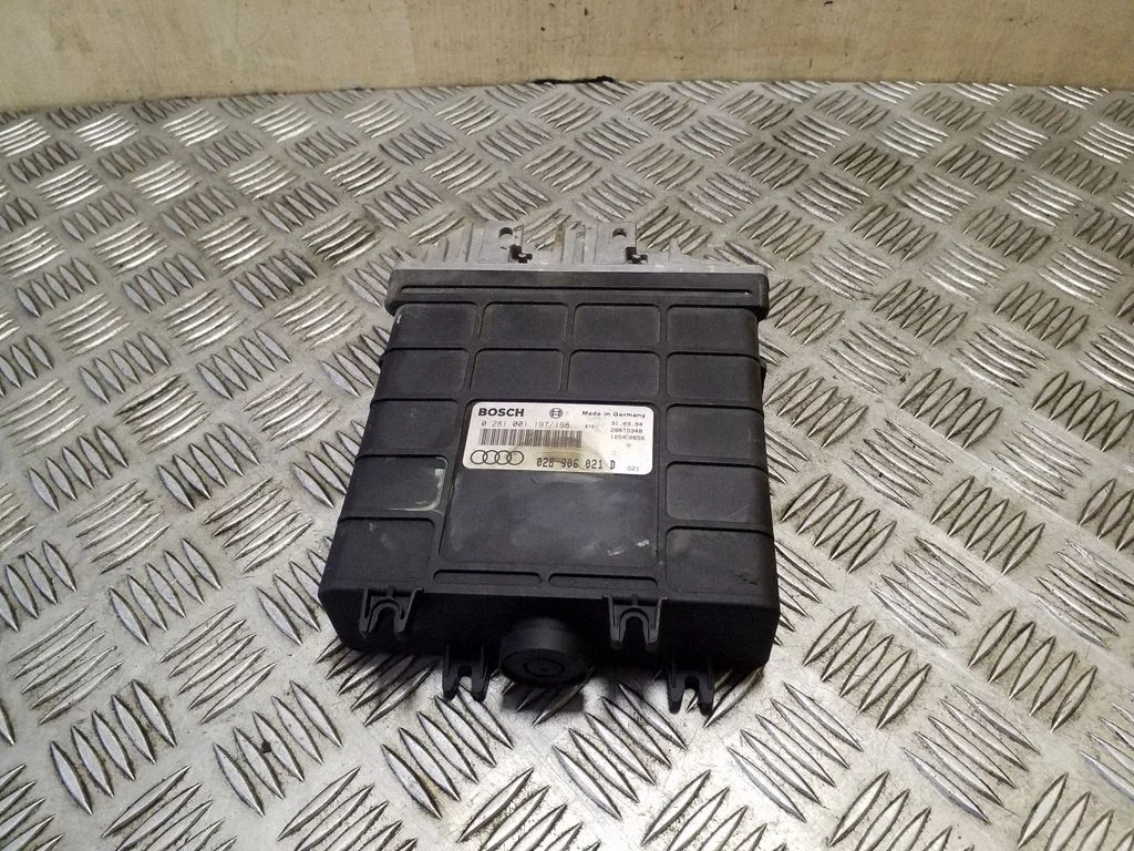 Dzinēja vadības bloks 0281001197