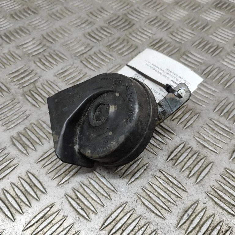 Horn signal – Skoda Superb B8 (3V) (2015-2024)