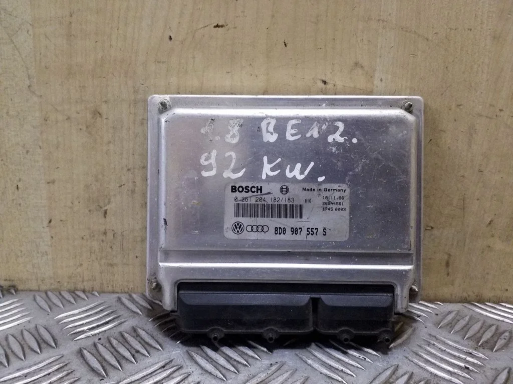 Dzinēja vadības bloks 0261204182