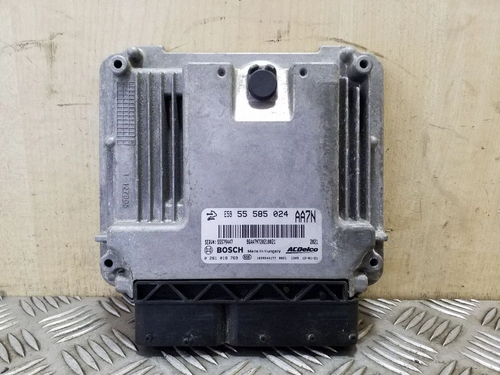 Dzinēja vadības bloks 0281018769