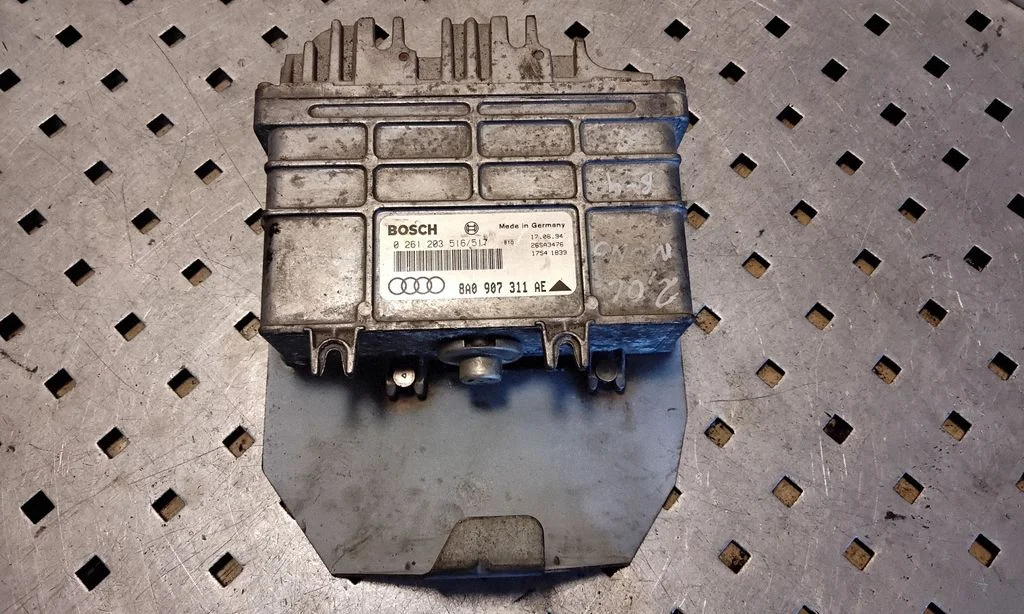 Engine control unit/module 8A0907311AE