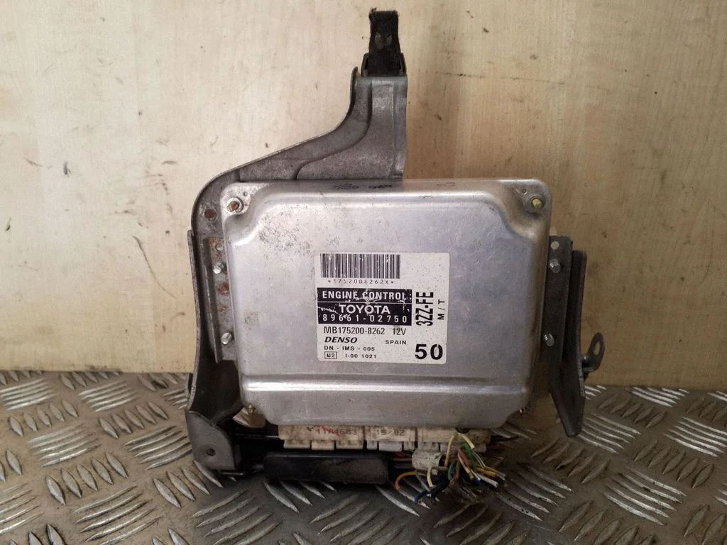 Engine control unit/module 8966102750