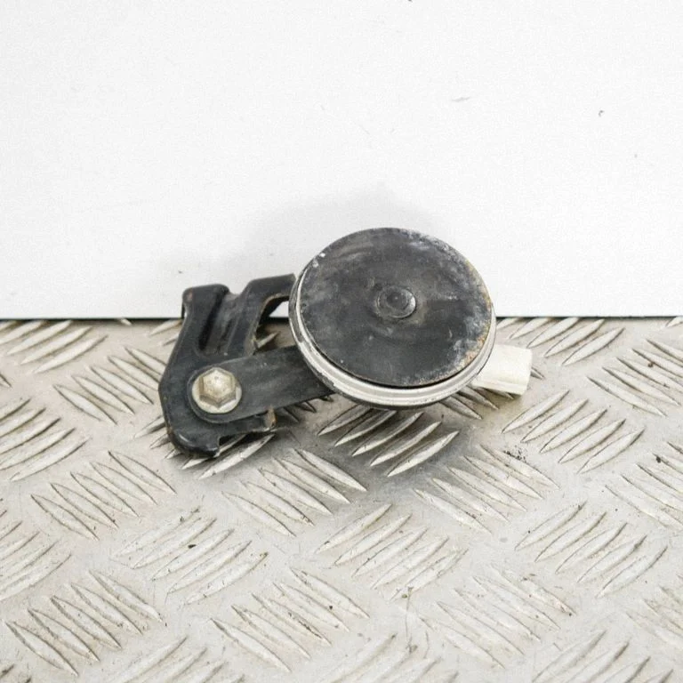 Horn signal – Honda Civic IX (2011-2017)