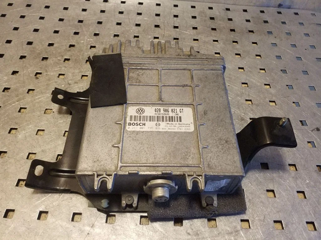 Sterownik silnika 028906021GT