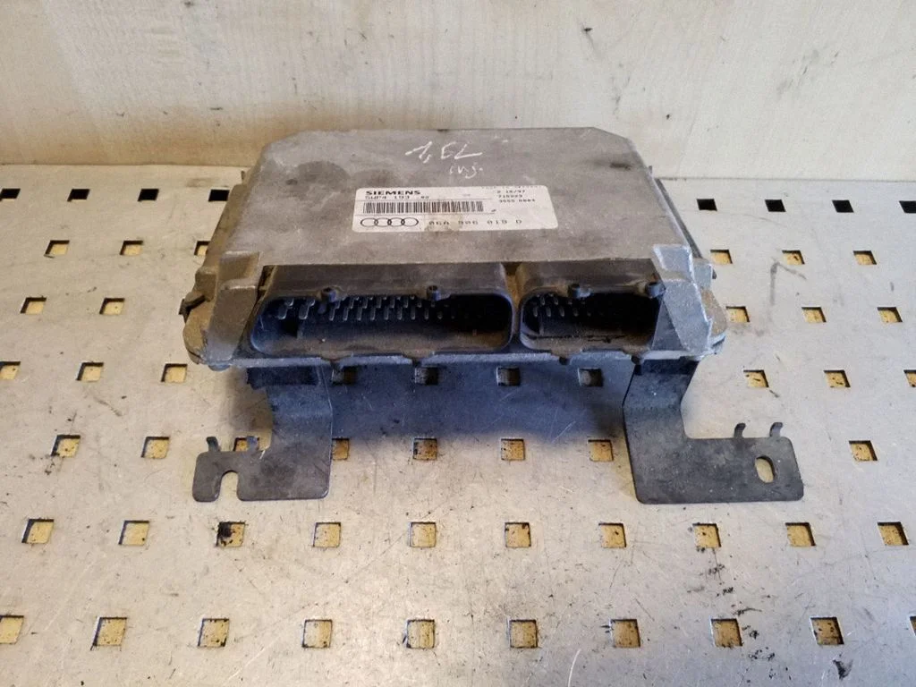 Engine control unit/module 06A906019D