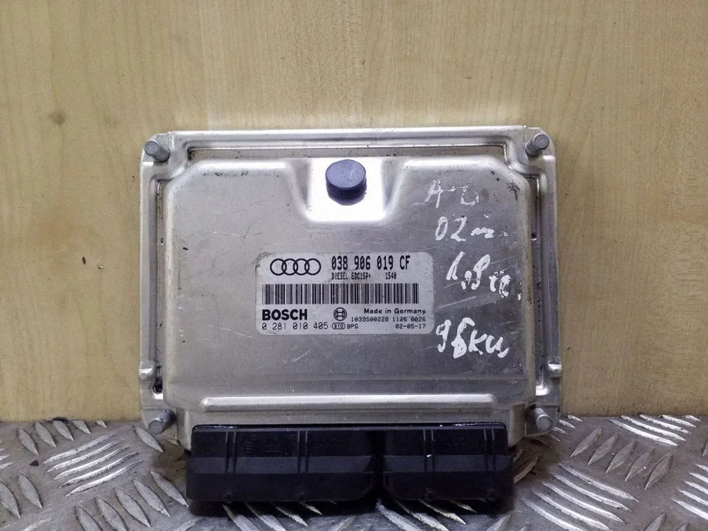 Sterownik silnika 038906019CF