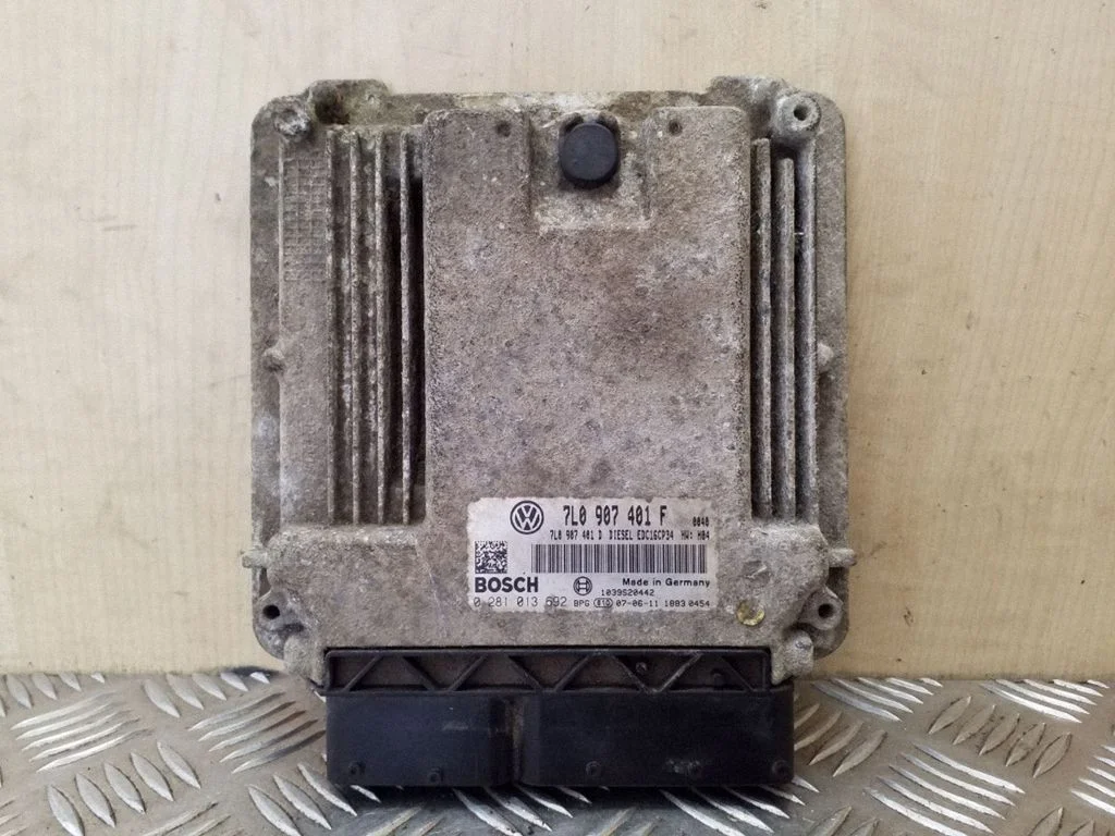 Sterownik silnika 7L0907401F