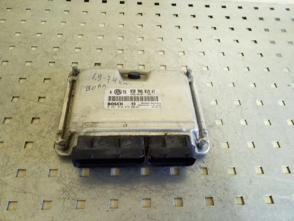 Engine control unit/module 038906019AT