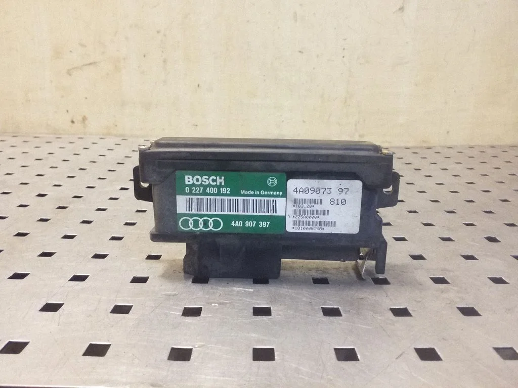 Other control units/modules – Audi 100 S4 C4 (1990-1995)