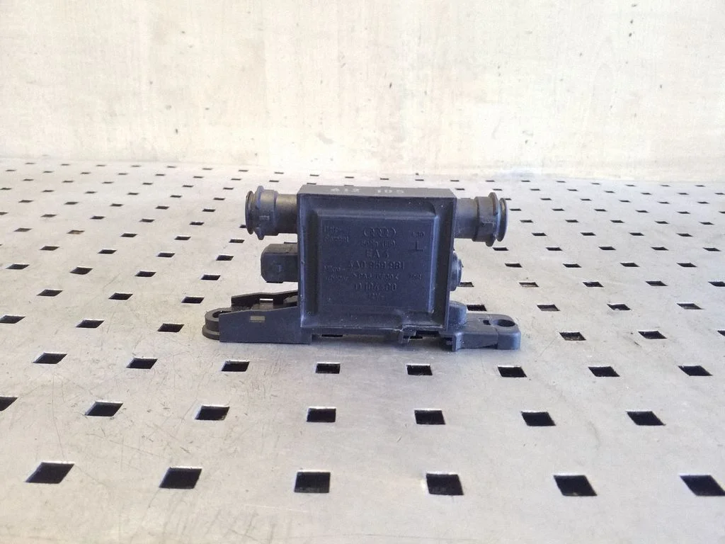Other control units/modules 4A0959981