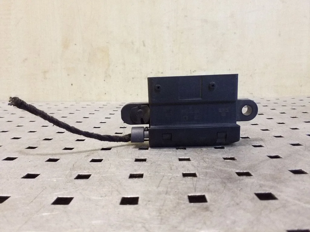 Other control units/modules 80020591