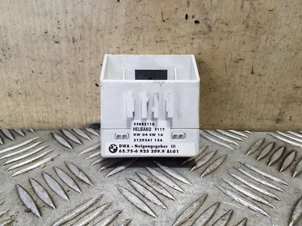Other control units/modules 657569232099