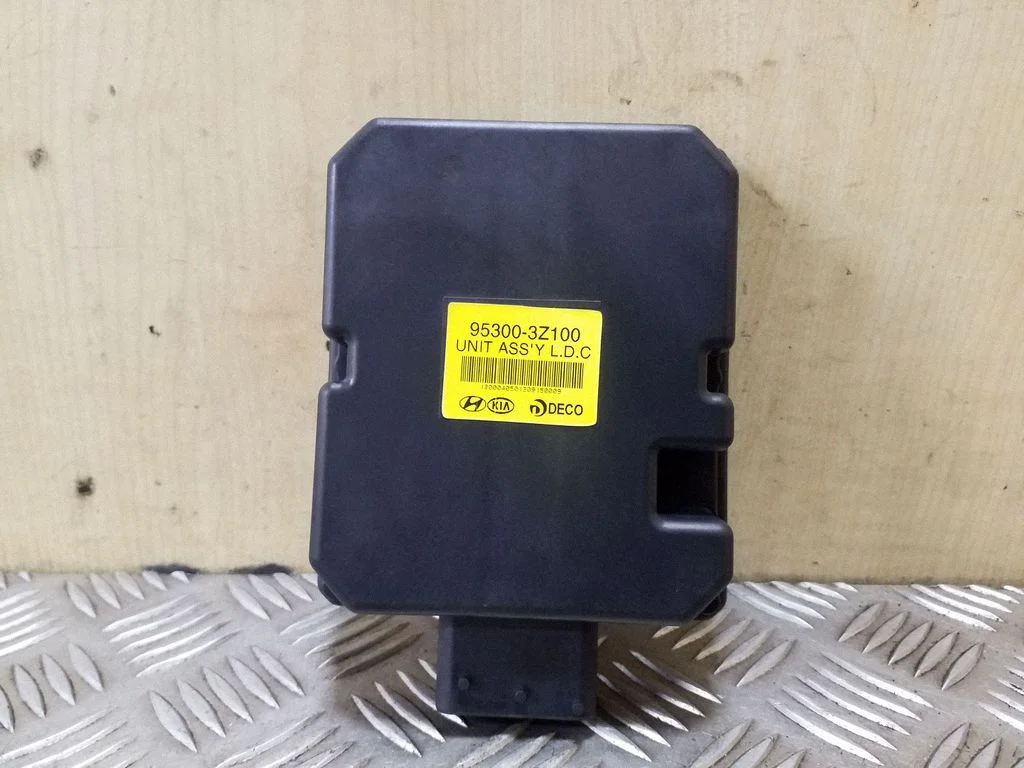 Pozostałe sterowniki i moduły 953003Z100