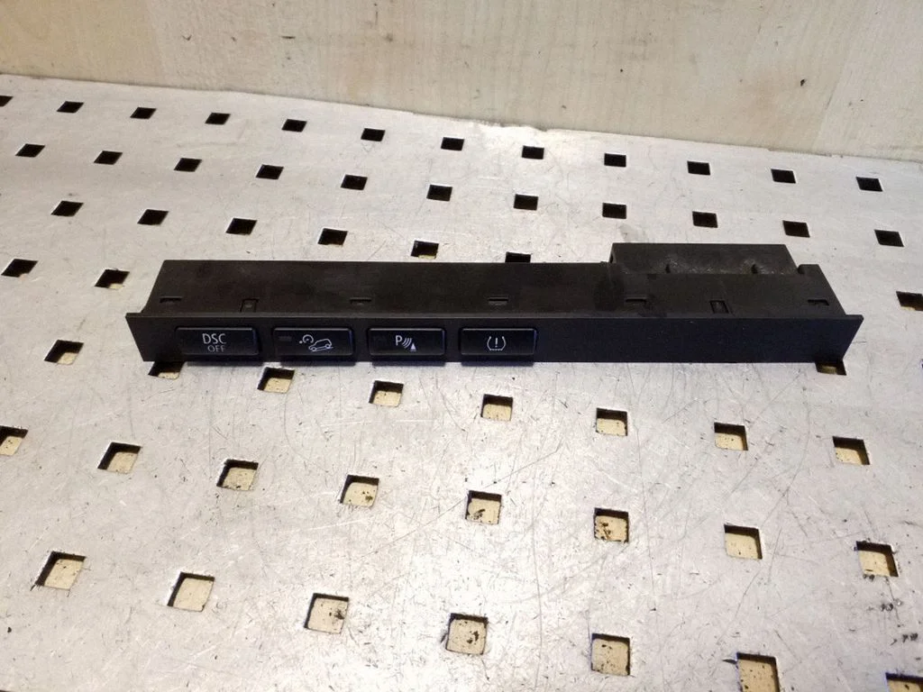 Other control units/modules 61313415617