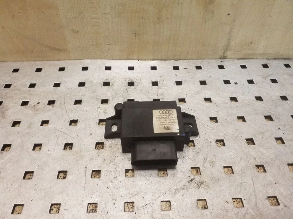 Other control units/modules 4G0906093F
