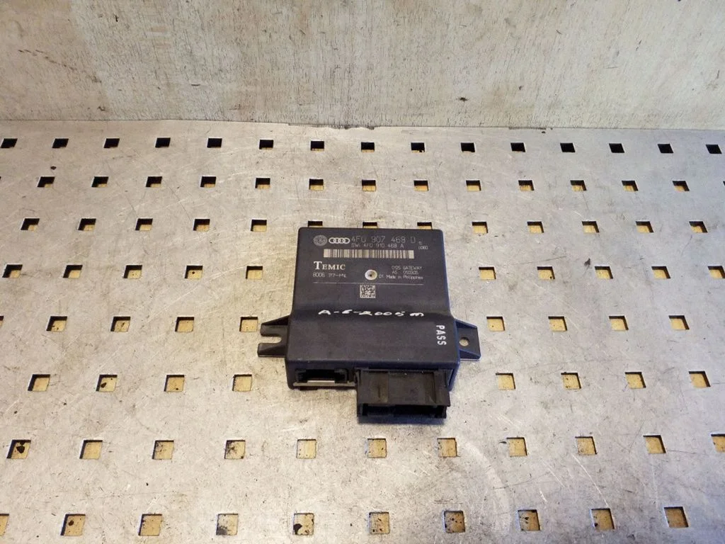 Other control units/modules 4F0907468D