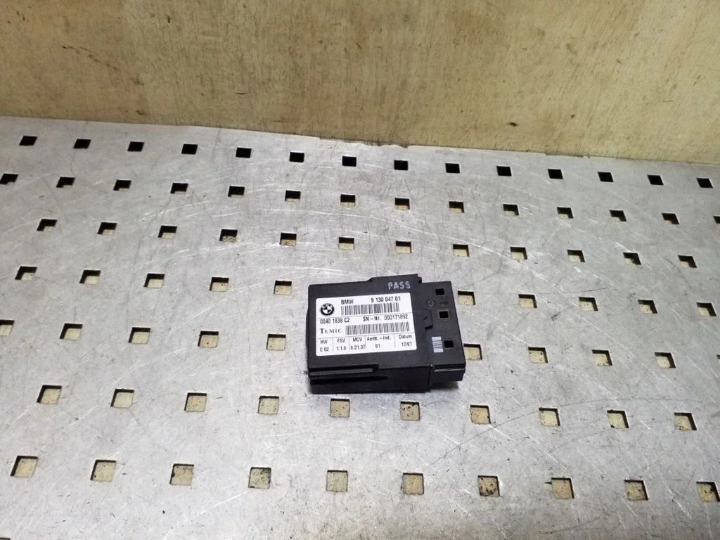 Other control units/modules 913004701
