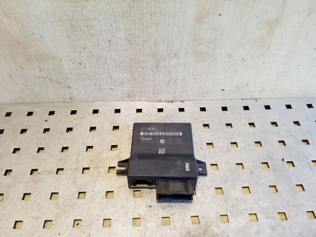 Other control units/modules 4F0907468D