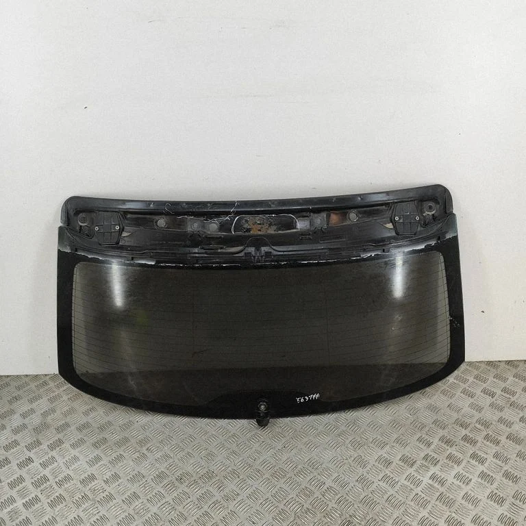 Tagaklaas – BMW 5-seeria F10 F11 (2009-2016)