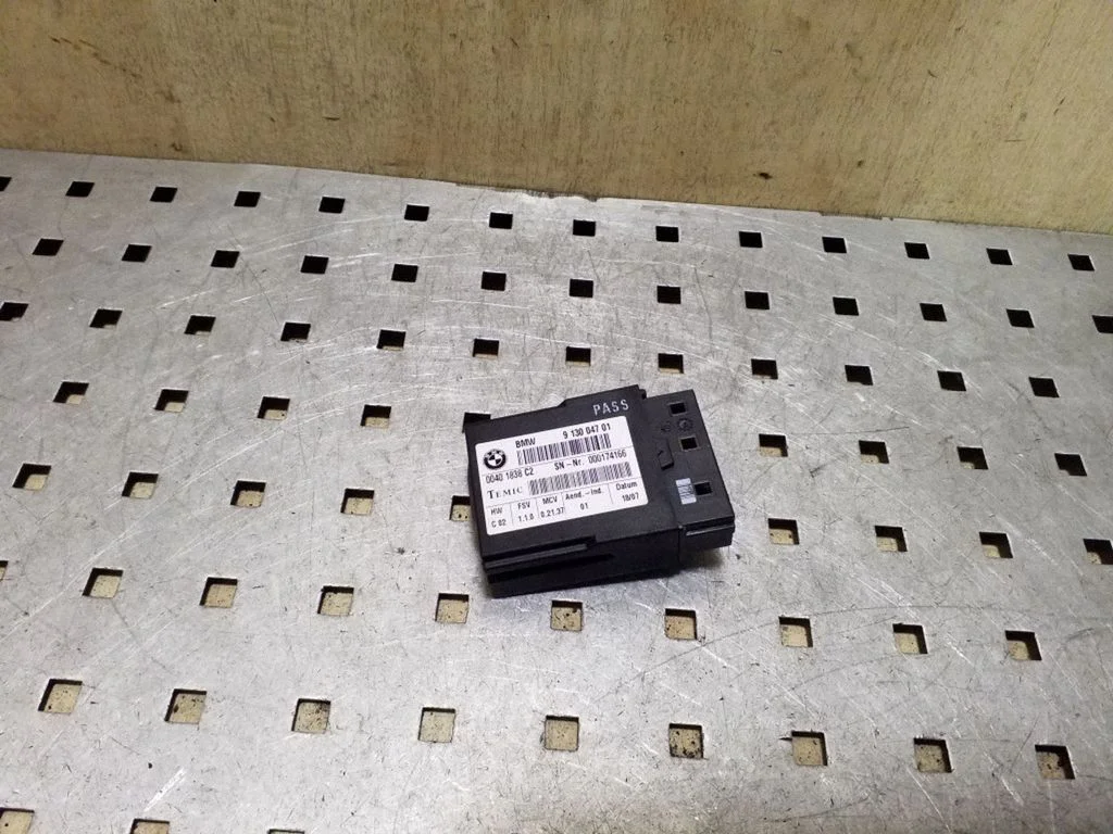 Other control units/modules 913004701