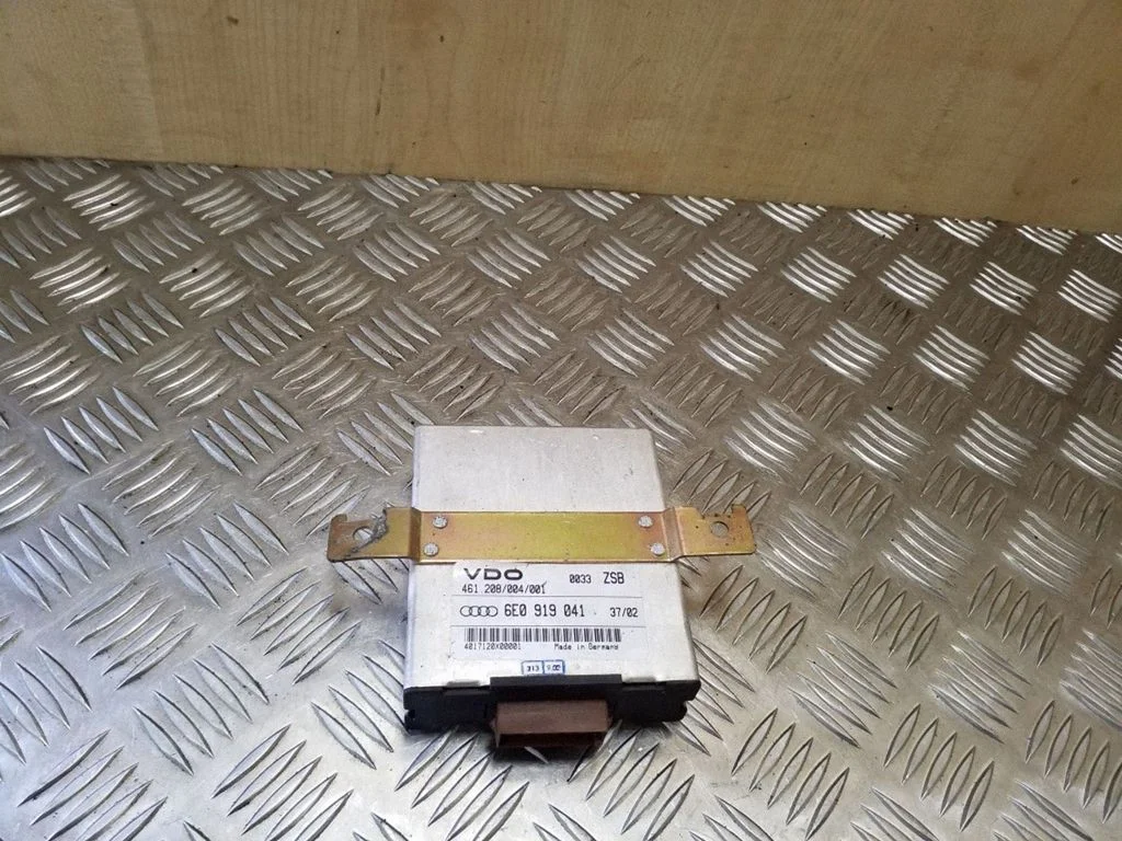 Other control units/modules 6E0919041