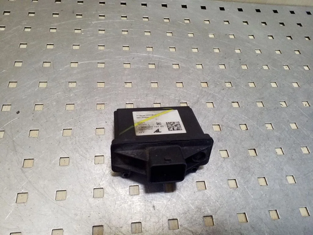 Other control units/modules 130732919700