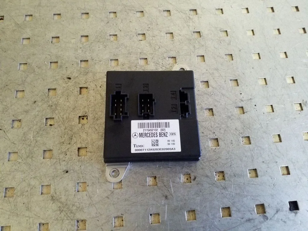 Other control units/modules 2115452132