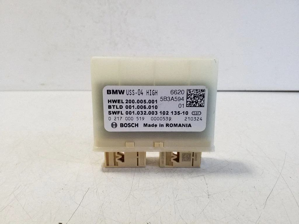 Parkimisandurite (PDC) juhtplokk – BMW i4 (2021-)