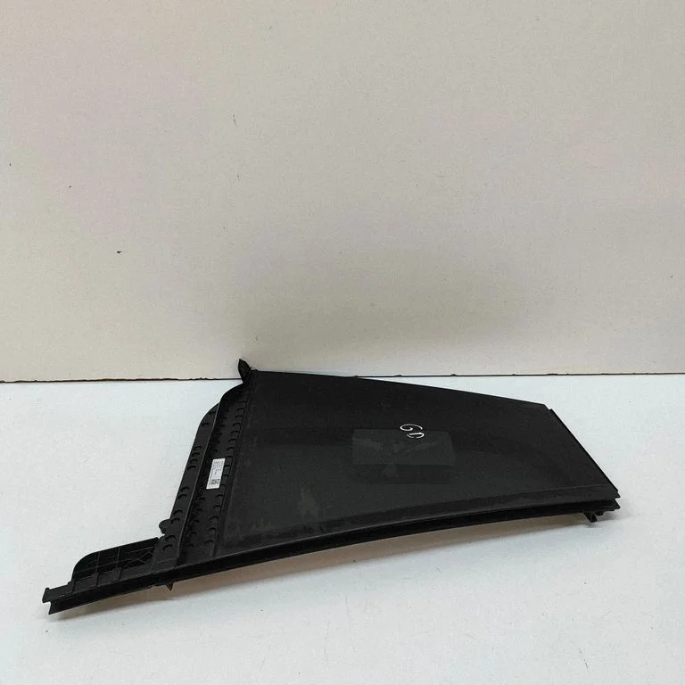 Rear side window 57L845214C