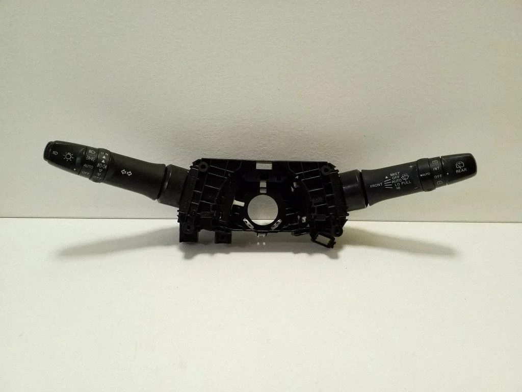 Sviru komplekts – Mitsubishi Outlander (2013-2021)