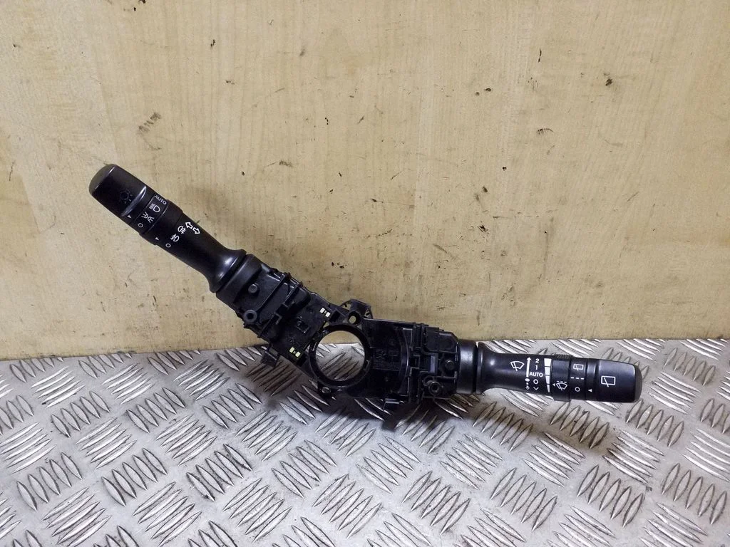 Wiper turn signal indicator stalk/switch – KIA Sportage (2011-2016)