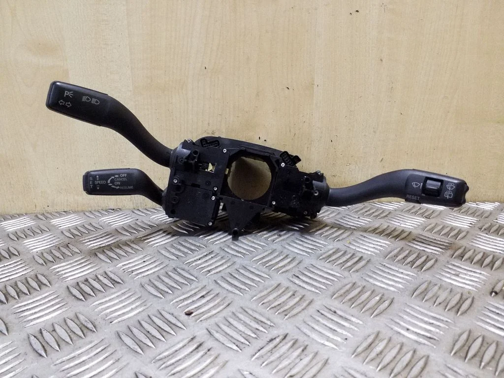 Wiper turn signal indicator stalk/switch 4F0953549A