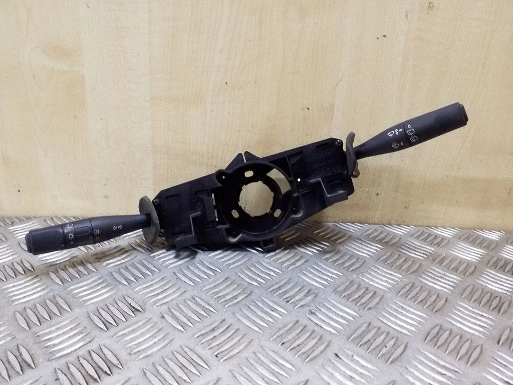 Wiper turn signal indicator stalk/switch 9630605180