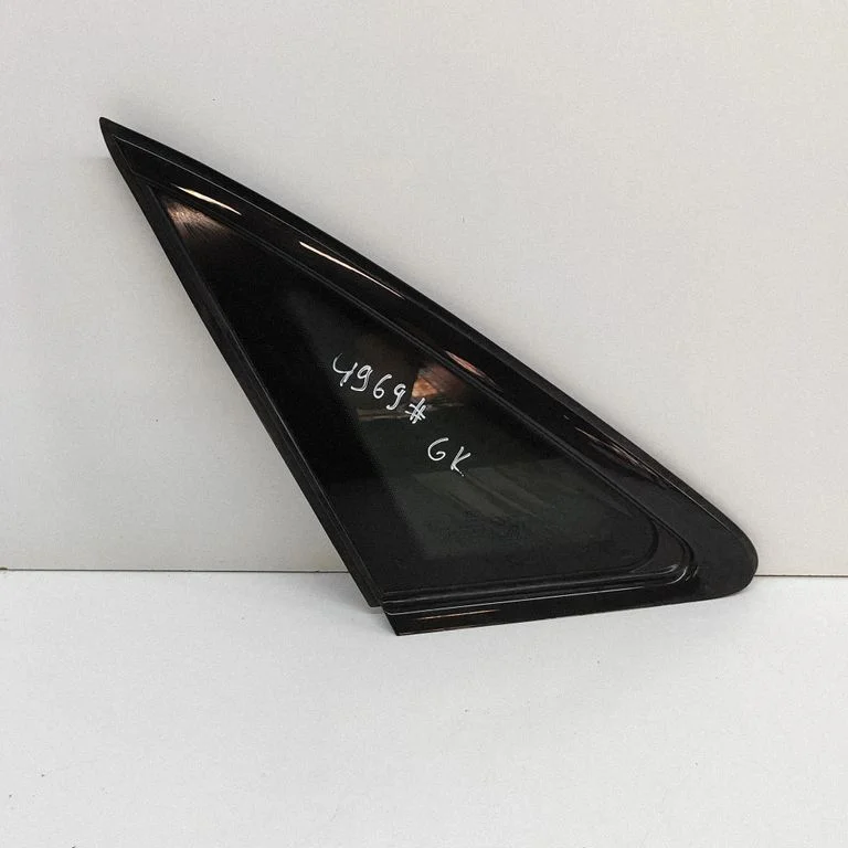 Rear side window 43R001795